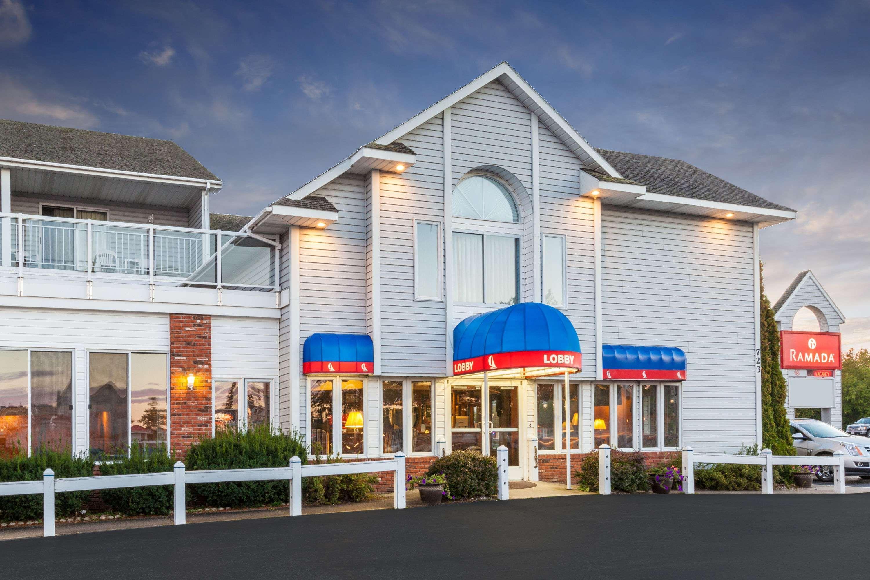 RAMADA BY WYNDHAM MACKINAW CITY WATERFRONT HOTEL 2⋆ ::: MACKINAW CITY,  UNITED STATES ::: COMPARE HOTEL RATES